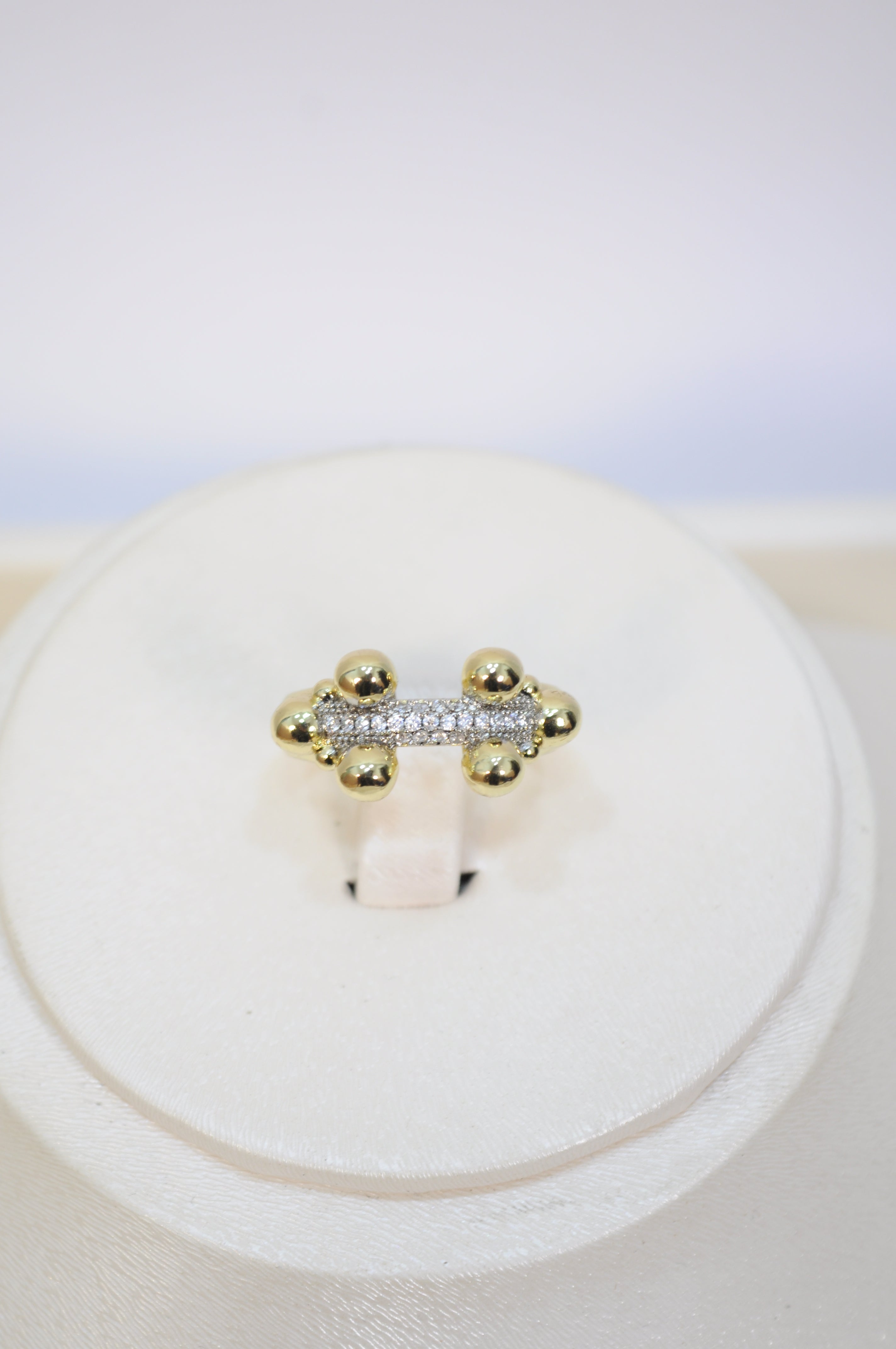 💍 خاتم تيفاني – أناقة خالدة بتفاصيل عصرية